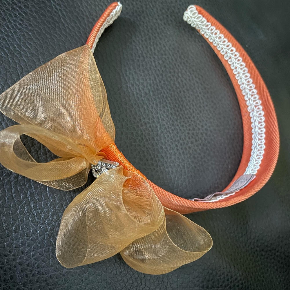 Cherry Chau Padded Textured Headband with Swarovski Crystal (Bow Design)
